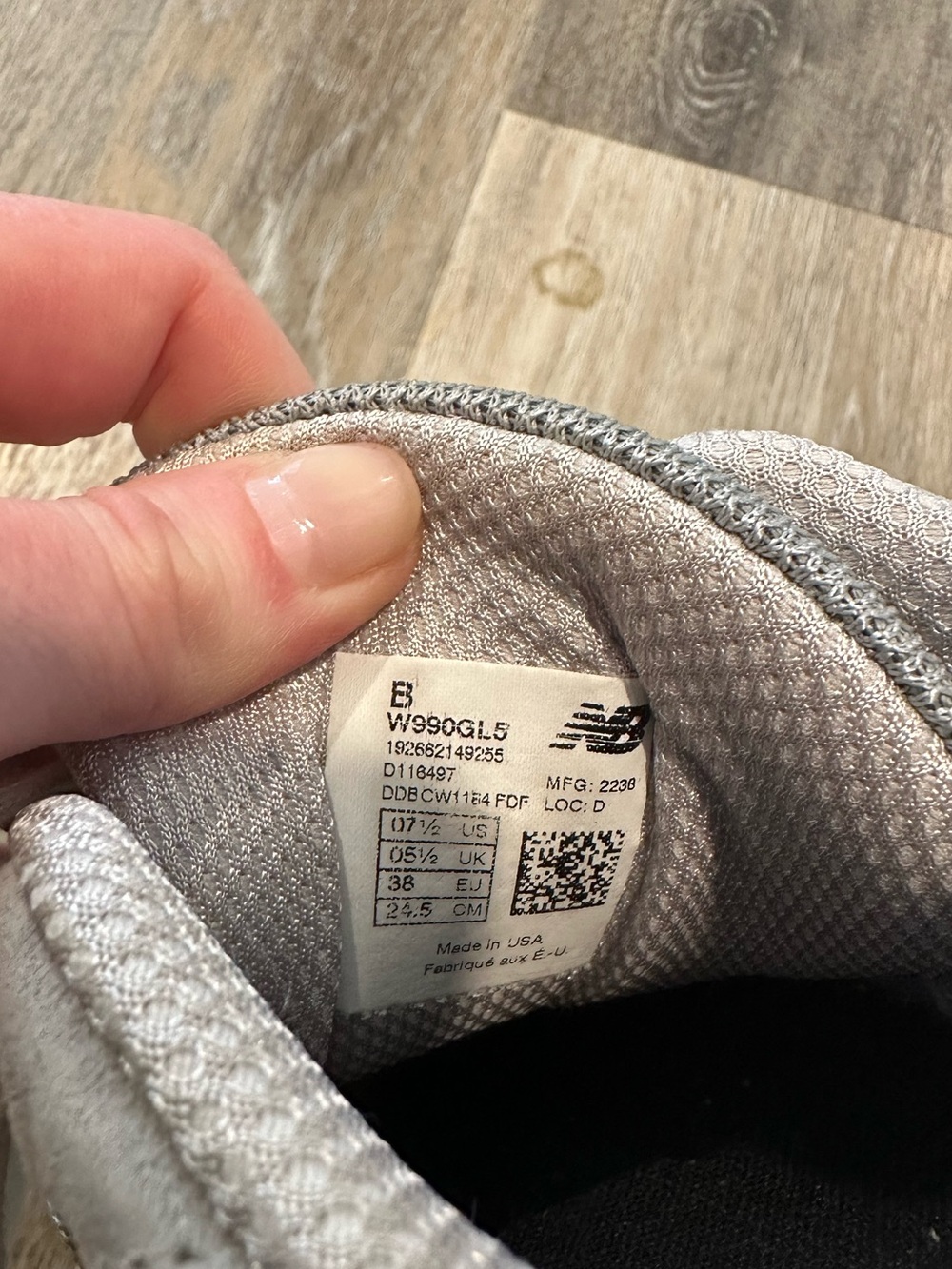 Women’s New Balance 990 V5 Grey - Picture 5 of 5
